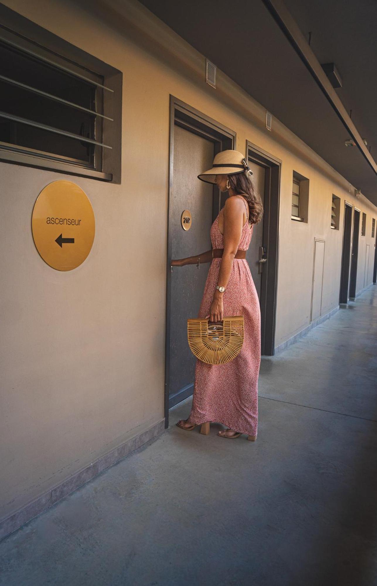 Dina Morgabine Saint Gilles Hotel Luaran gambar
