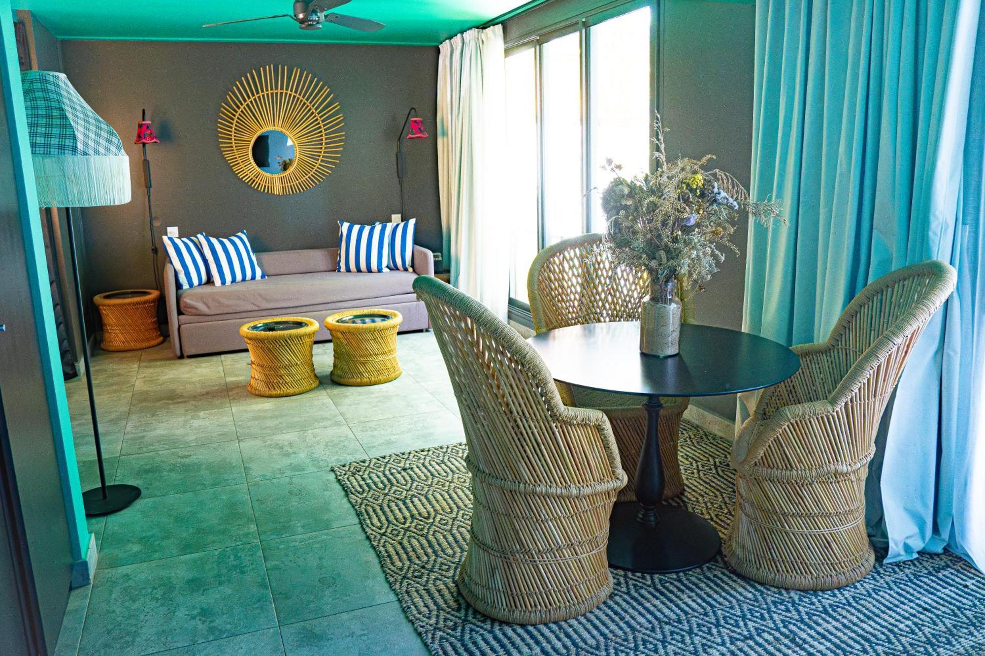 Dina Morgabine Saint Gilles Hotel Luaran gambar