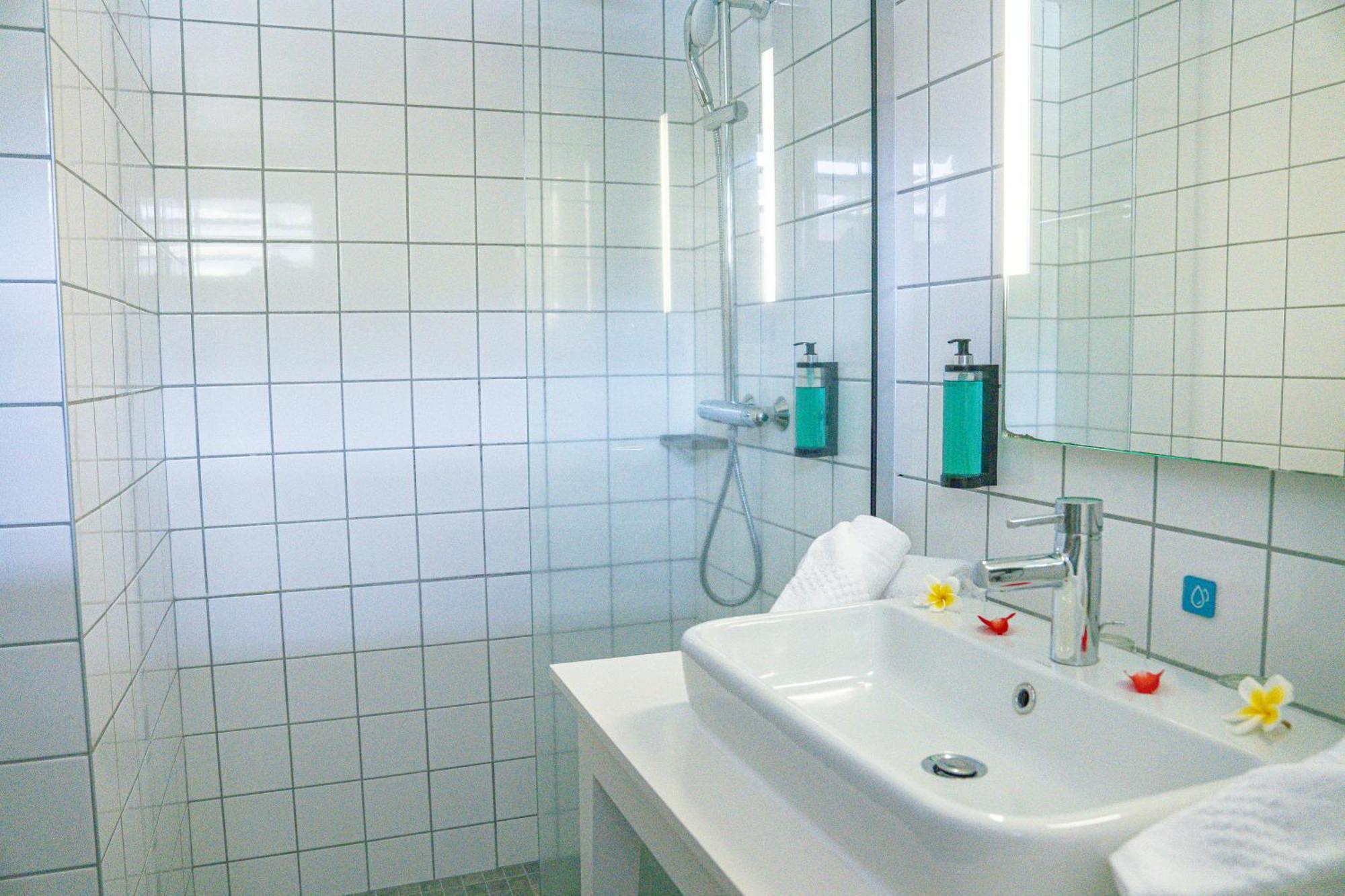 Dina Morgabine Saint Gilles Hotel Luaran gambar