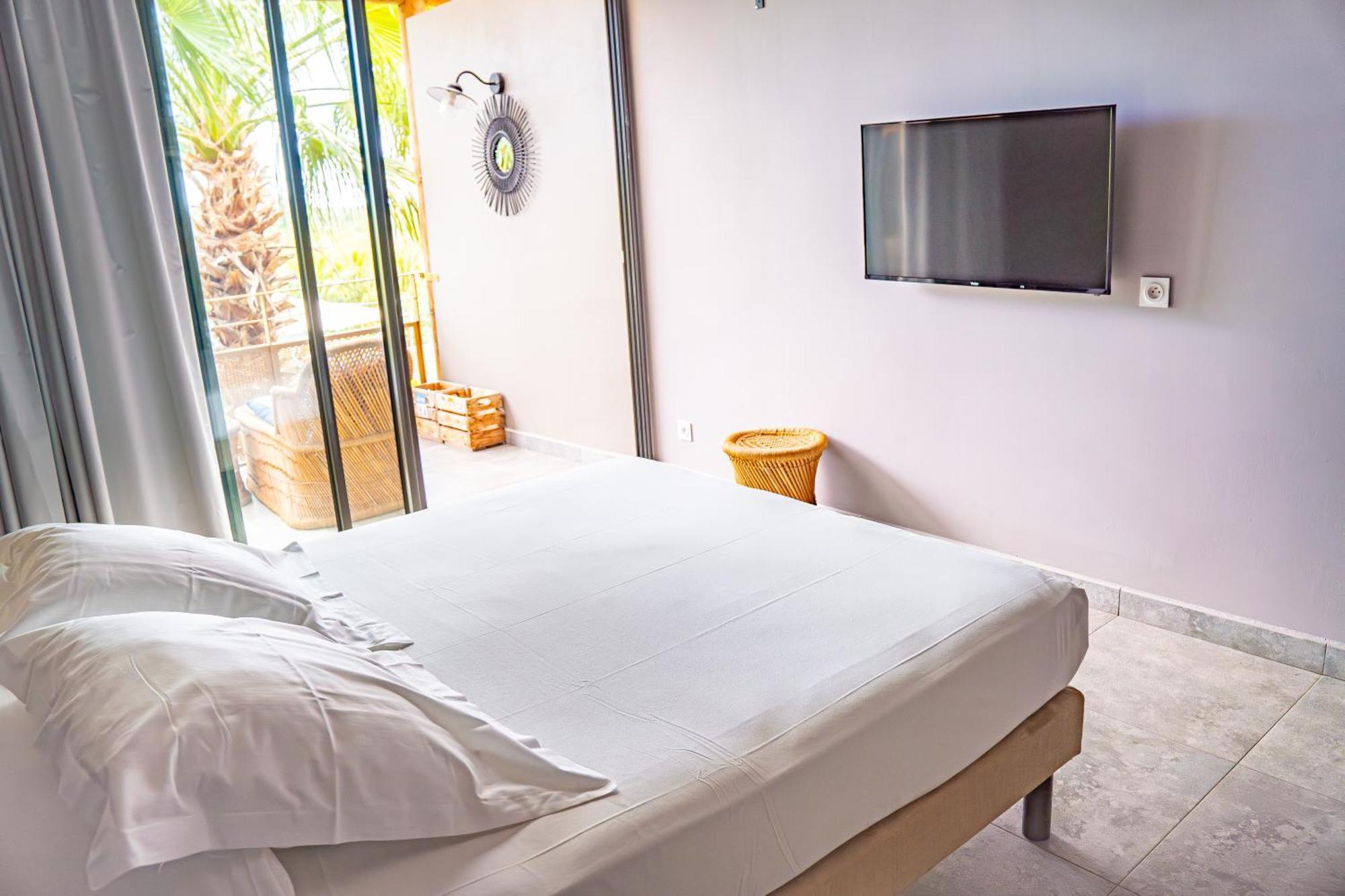 Dina Morgabine Saint Gilles Hotel Luaran gambar