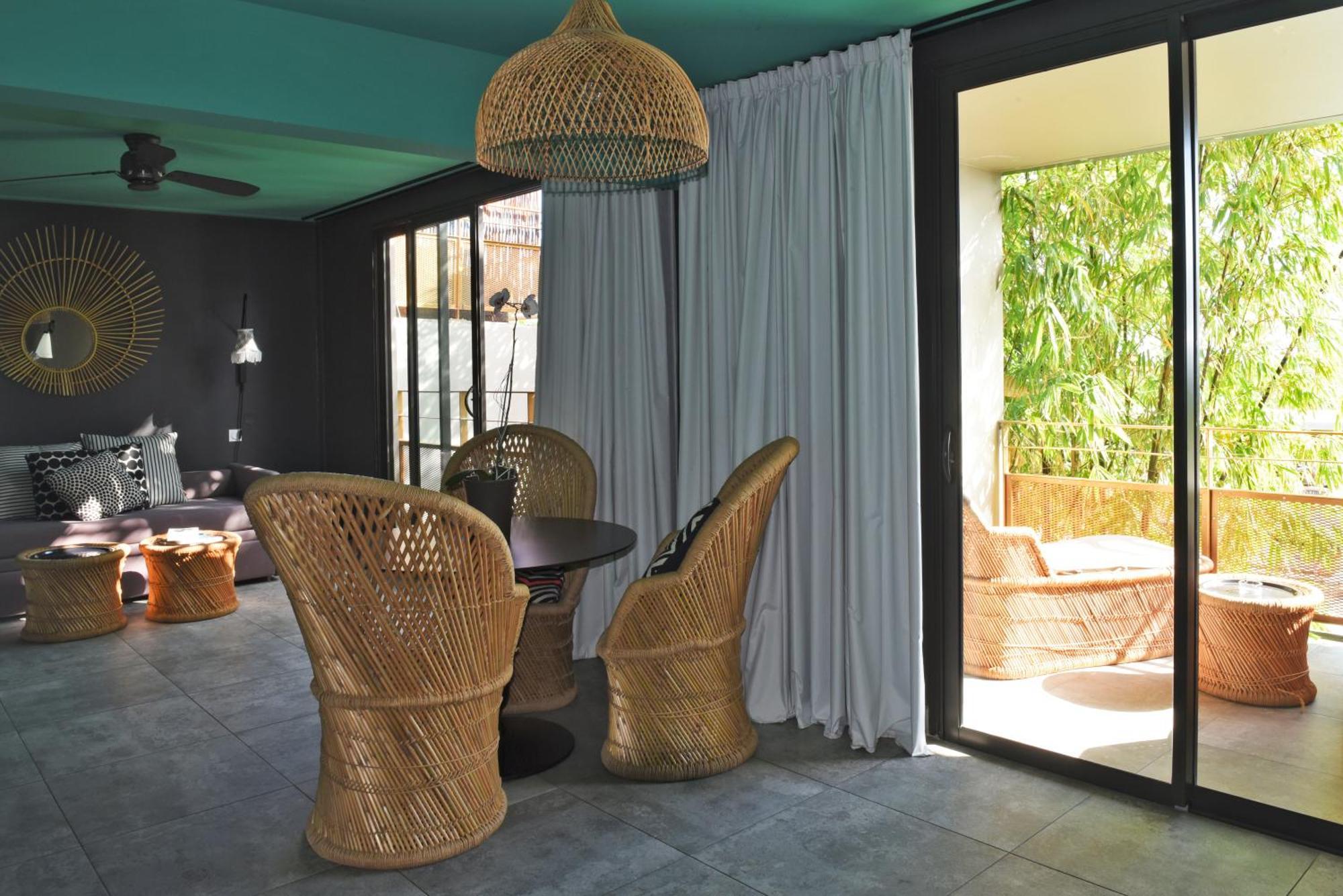 Dina Morgabine Saint Gilles Hotel Luaran gambar